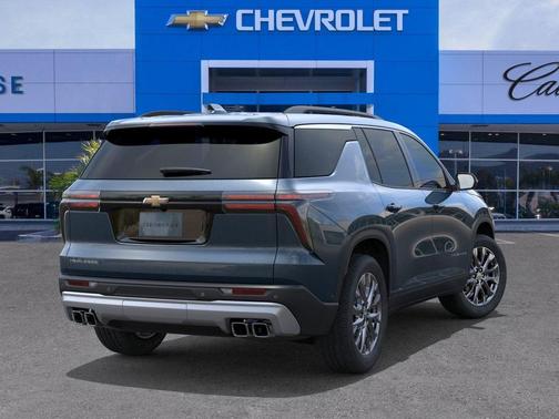 Lakeshore Blue Metallic 2026 Chevrolet Traverse LT