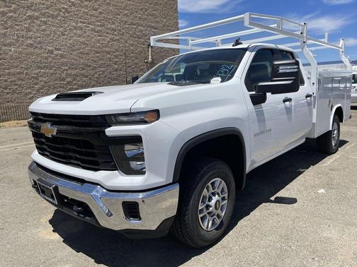 Summit White 2026 Chevrolet Silverado 2500 WT