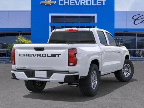 Summit White 2026 Chevrolet Colorado LT