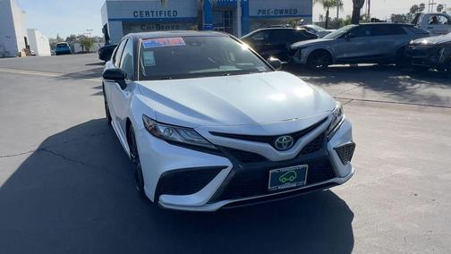 2024 Toyota Camry Hybrid SE