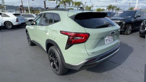 2025 Chevrolet Trax FWD ACTIV