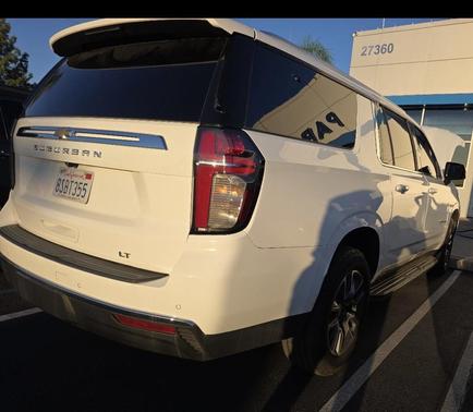 2021 Chevrolet Suburban LT
