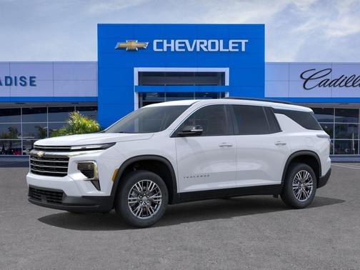Polar White Tricoat 2026 Chevrolet Traverse LT