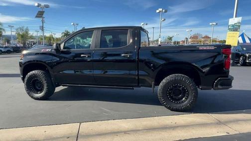 2022 Chevrolet Silverado 1500 Custom Trail Boss