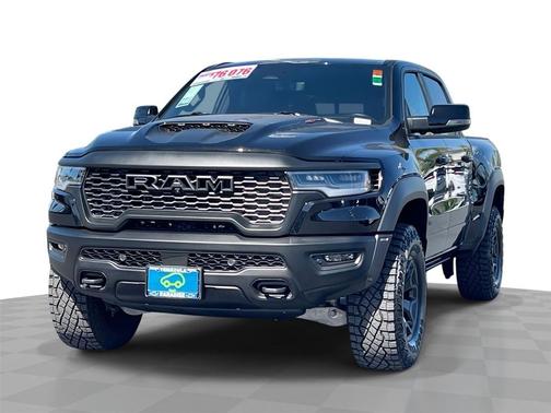 Diamond Black Crystal Pearlcoat 2026 RAM 1500 RHO Crew Cab 4x4 5'7' Box