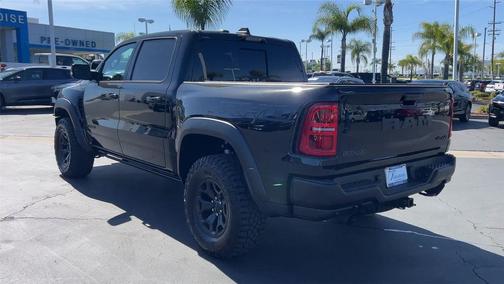 Diamond Black Crystal Pearlcoat 2026 RAM 1500 RHO Crew Cab 4x4 5'7' Box