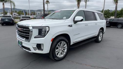 2021 GMC Yukon XL SLT