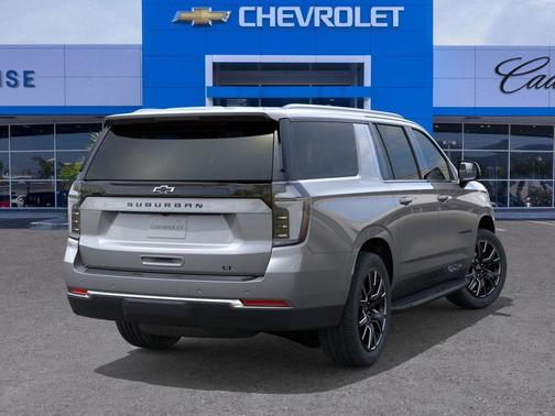2026 Chevrolet Suburban LT