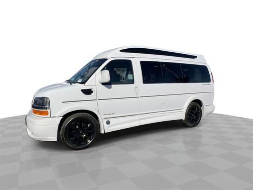 2025 Chevrolet Express 2500 RWD 2500 Regular Wheelbase WT