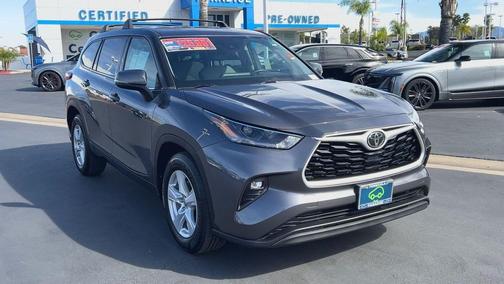 2021 Toyota Highlander LE