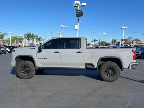 2024 Chevrolet Silverado 2500 LTZ