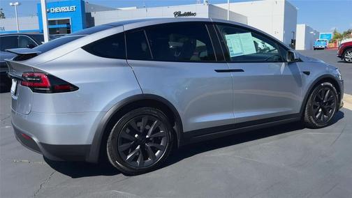 Lunar Silver 2024 Tesla Model X Long Range