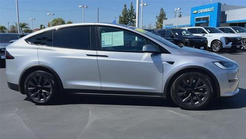 Lunar Silver 2024 Tesla Model X Long Range