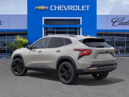 White 2026 Chevrolet Trax FWD ACTIV