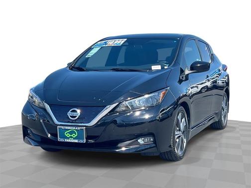 2022 Nissan Leaf SV