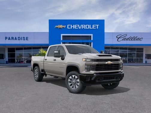 White Sands 2026 Chevrolet Silverado 2500 Custom