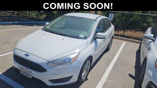 Oxford White 2018 Ford Focus SE