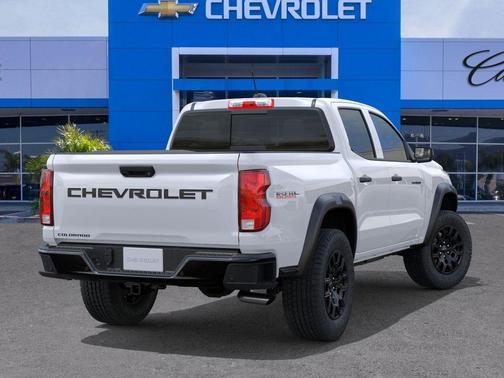 Summit White 2026 Chevrolet Colorado Trail Boss