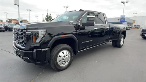 2024 GMC Sierra 3500 Denali