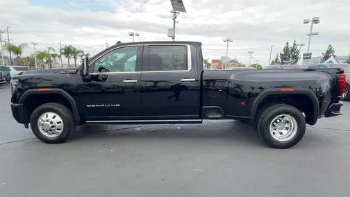 2024 GMC Sierra 3500 Denali