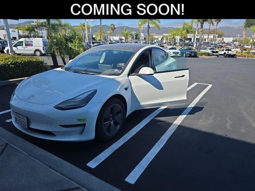 Pearl White 2023 Tesla Model 3 Standard Range
