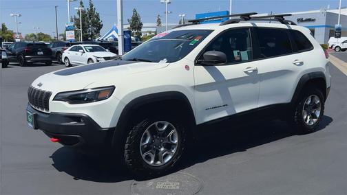 Pearl White Pearlcoat 2019 Jeep Cherokee Trailhawk Elite