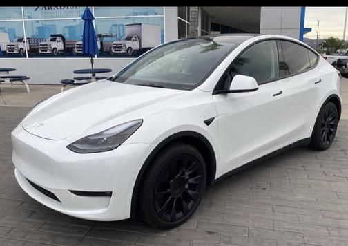 2025 Tesla Model Y Long Range Dual Motor All-Wheel Drive