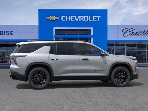 Sterling Gray Metallic 2026 Chevrolet Traverse LT