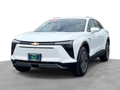 Summit White 2024 Chevrolet Blazer EV eAWD LT