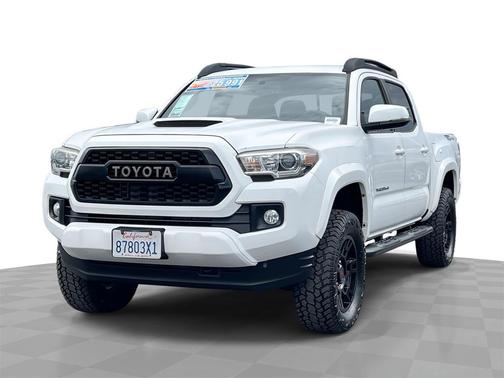 2016 Toyota Tacoma TRD Sport