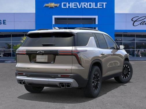 Sandstone Gray 2026 Chevrolet Traverse AWD Z71