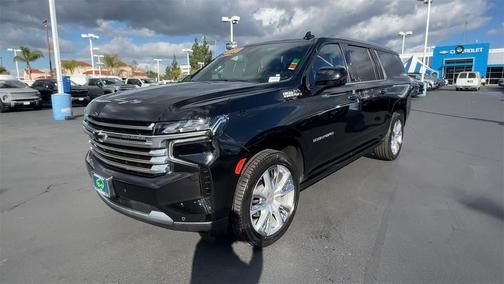 2023 Chevrolet Suburban 4WD High Country