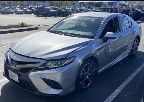 2019 Toyota Camry SE