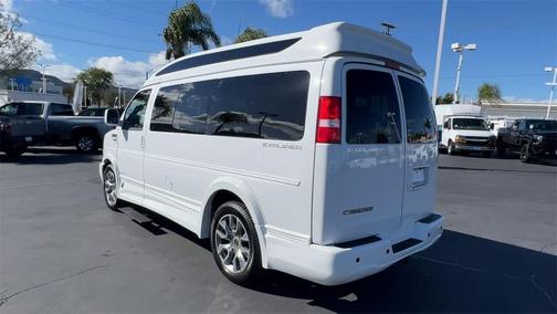 2026 Chevrolet Express 2500 2500 Regular Wheelbase, WT, RWD