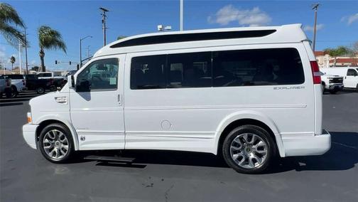Summit White 2026 Chevrolet Express 2500 LT