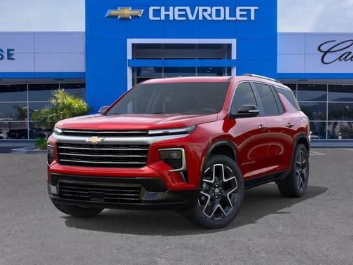 Radiant Red Tintcoat 2026 Chevrolet Traverse High Country