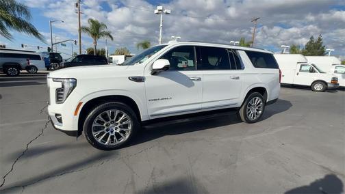 2025 GMC Yukon XL Denali