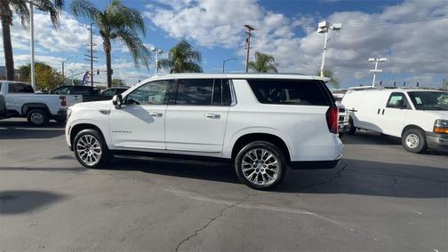 2025 GMC Yukon XL Denali