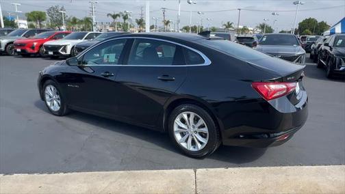 2022 Chevrolet Malibu FWD LT
