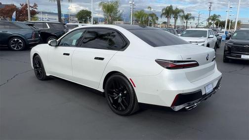 2024 BMW 760 xDrive