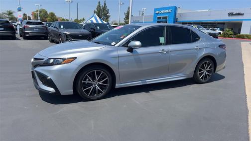 Celestial Silver Metallic 2024 Toyota Camry SE
