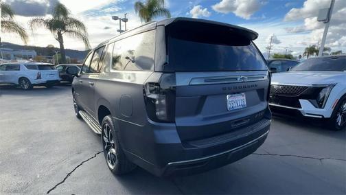 2022 Chevrolet Suburban RST