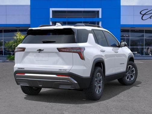 Polar White Tricoat 2026 Chevrolet Equinox FWD ACTIV