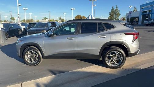 2025 Chevrolet Trax LT