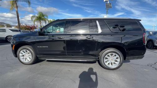 2025 Chevrolet Suburban Premier