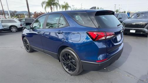 2023 Chevrolet Equinox LS