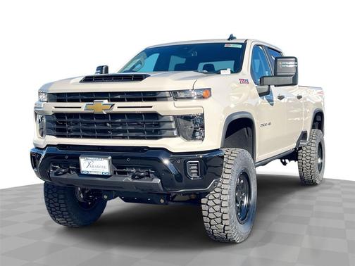 White Sands 2026 Chevrolet Silverado 2500 Custom