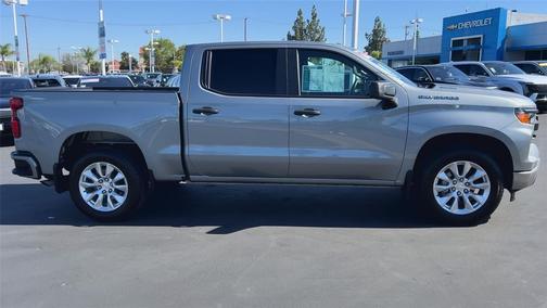 Sterling Gray Metallic 2025 Chevrolet Silverado 1500 Custom