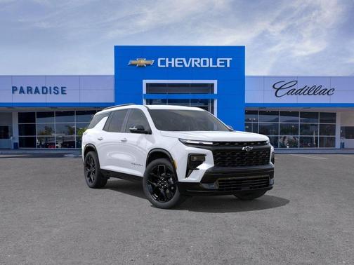Polar White Tricoat 2026 Chevrolet Traverse RS