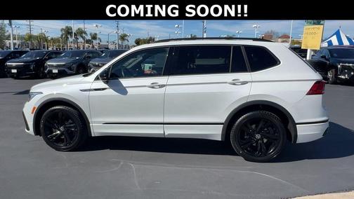 2024 Volkswagen Tiguan 2.0T SE R-Line Black